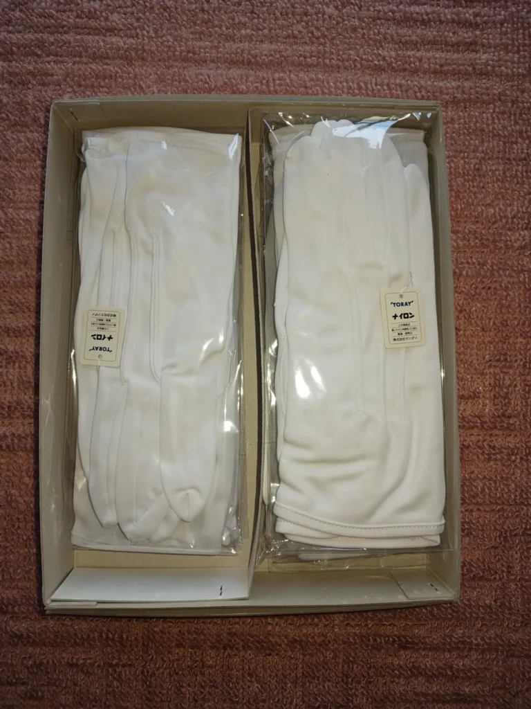 100円ショップで白手袋は買える?